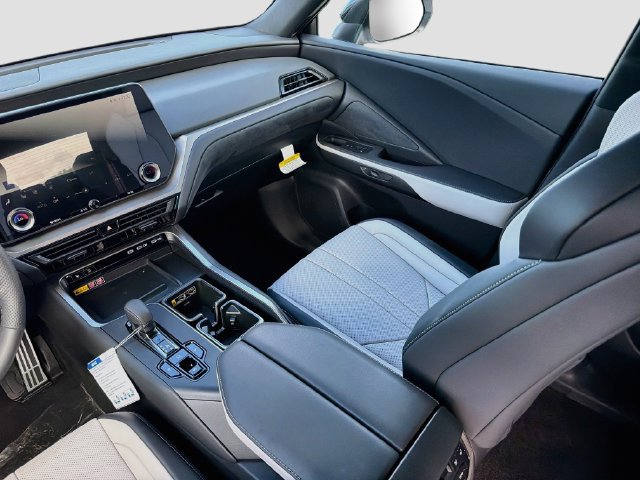 New 2026 Lexus TX 500h AWD image 20