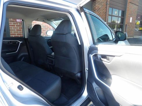 Used 2021 Toyota RAV4 LE w/ Carpet Mat Package (TMS) image 14