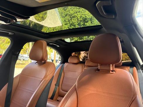 Used 2023 Mercedes-Benz C 300 Sedan w/ Exclusive Trim Package image 16