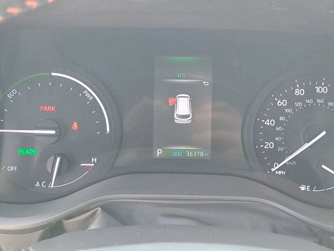 Used 2021 Toyota Sienna XSE w/ XSE Plus Package image 25