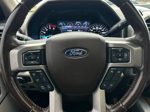 Used 2019 Ford F350 Limited image 23