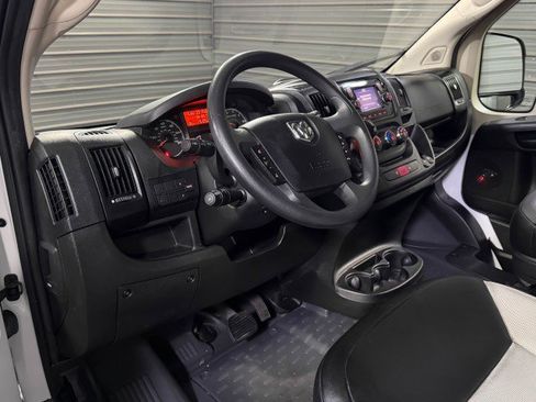 Used 2021 RAM ProMaster 2500 image 14