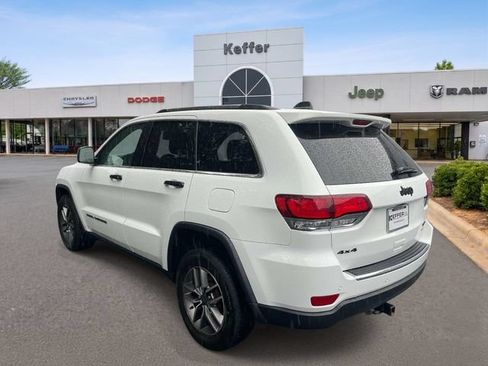 Used 2021 Jeep Grand Cherokee Limited AWD/4WD image 4