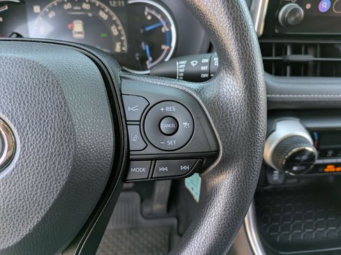 Certified 2023 Toyota RAV4 LE image 11