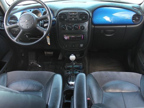 Used 2004 Chrysler PT Cruiser Limited FWD image 34