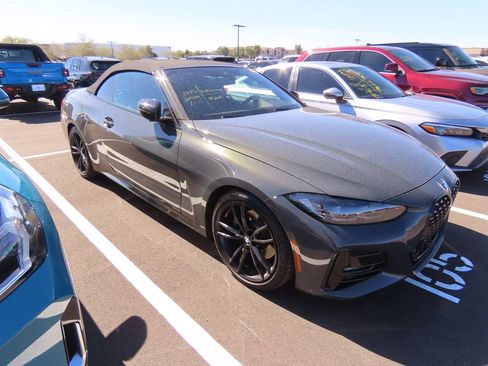 Used 2022 BMW 430i Convertible w/ M Sport Package image 2
