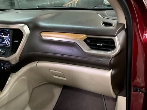 Used 2018 GMC Acadia Denali w/ Technology Package image 18