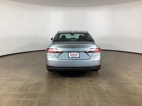 Used 2025 Toyota Camry LE FWD image 6