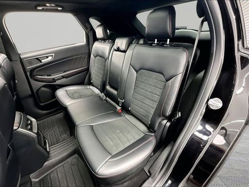 Certified 2024 Ford Edge ST-Line AWD/4WD image 26