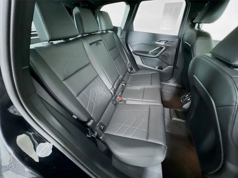 Used 2025 BMW X1 xDrive28i w/ Technology Package image 25