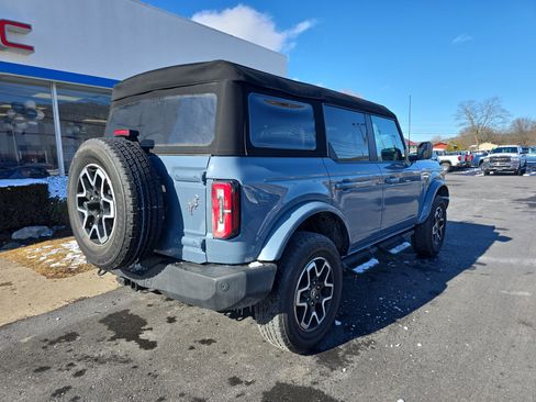 Used 2023 Ford Bronco Outer Banks image 3