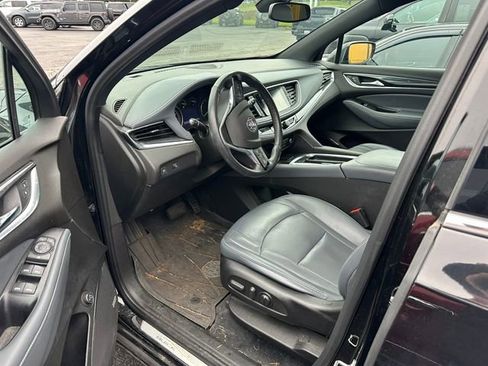 Used 2022 Buick Enclave Essence w/ Experience Buick Package image 5