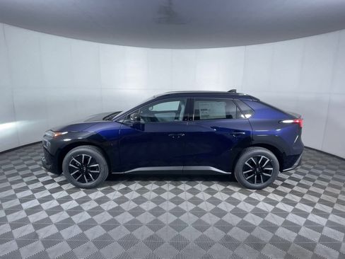 New 2026 Subaru Solterra Premium AWD/4WD image 5
