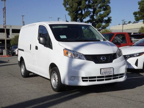 Certified 2021 Nissan NV200 S w/ Back Door Glass Package image 2