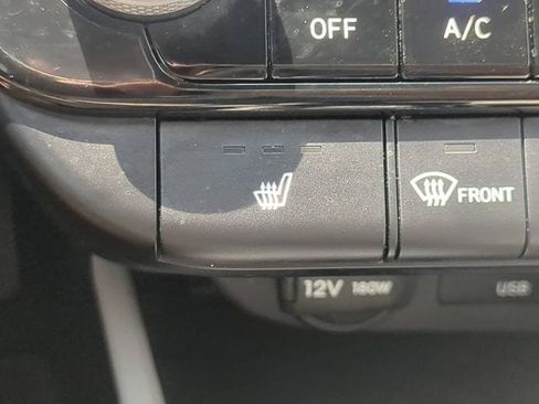 Used 2024 Hyundai Elantra Limited FWD image 22