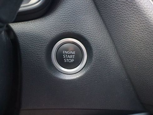 Used 2021 Toyota Corolla LE w/ LE Convenience Package FWD image 13