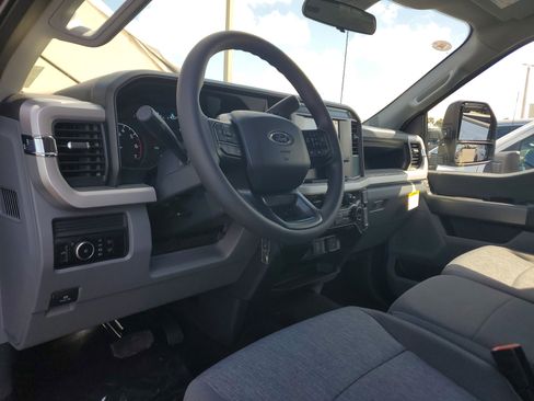 New 2026 Ford F250 XL w/ STX Appearance Package AWD/4WD image 10