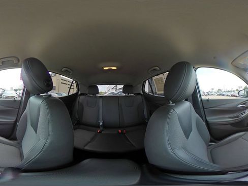 Used 2025 Buick Encore GX Preferred AWD/4WD image 41