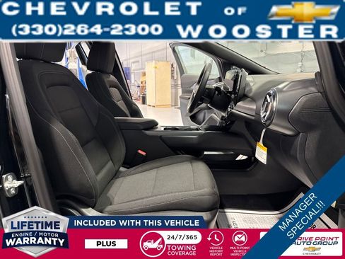 New 2026 Chevrolet Equinox EV LT w/ Midnight Package image 28