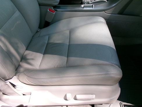 Used 2010 Acura TL w/ Technology Package FWD image 16