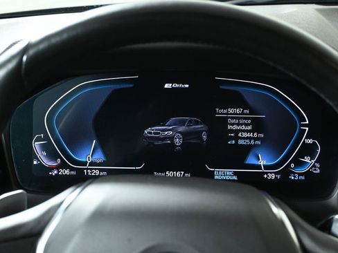 Used 2021 BMW 330e xDrive w/ Convenience Package image 20