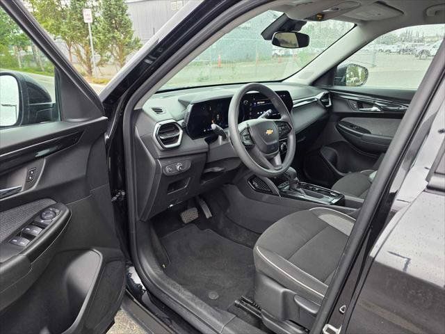 Used 2024 Chevrolet TrailBlazer LT AWD/4WD image 19