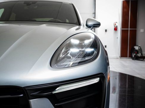 Used 2023 Porsche Macan image 13
