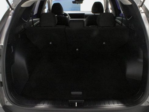 Used 2025 Hyundai Tucson SE FWD image 13