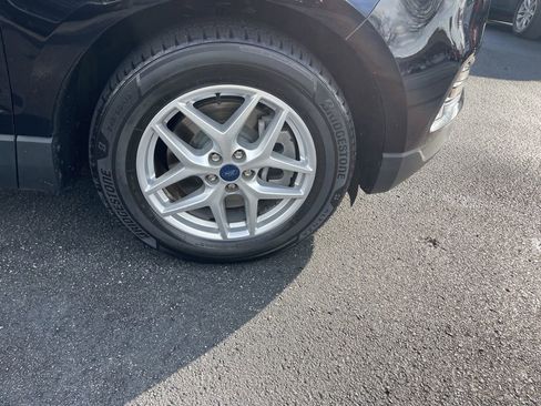 Used 2022 Ford Edge SEL w/ Convenience Package image 23