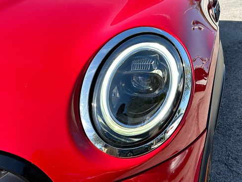 Certified 2023 MINI Cooper S image 29