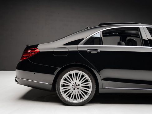 Used 2020 Mercedes-Benz S 450 Sedan image 35
