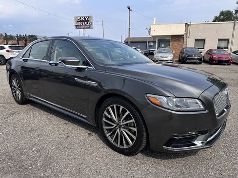 Used 2018 Lincoln Continental Select w/ Continental Climate Package FWD image 1