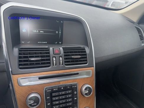 Used 2017 Volvo XC60 T6 Inscription w/ Preferred Option Package image 21