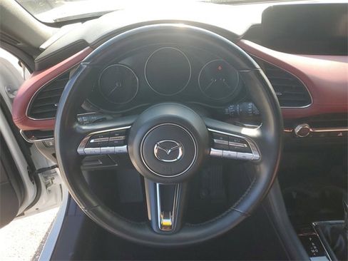 Certified 2023 MAZDA MAZDA3 Hatchback w/ Appearance Package image 22