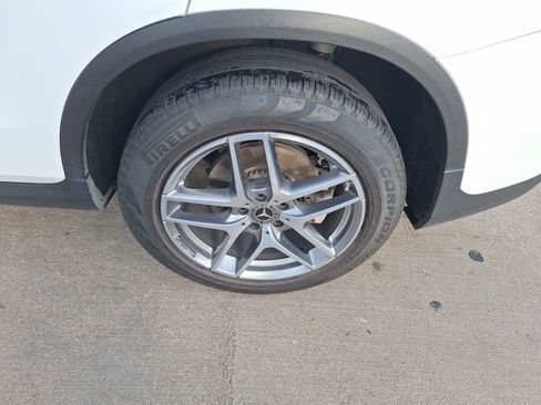 Used 2017 Mercedes-Benz GLC 300 image 11