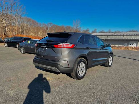 Used 2023 Ford Edge SEL image 7