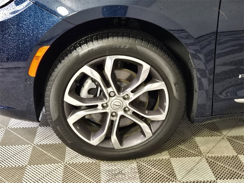 New 2025 Chrysler Pacifica Pinnacle w/ Trailer Tow Group image 5