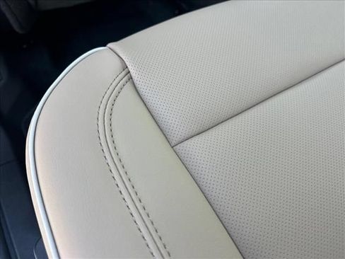 New 2027 Buick Enclave Preferred w/ Power Package FWD image 23
