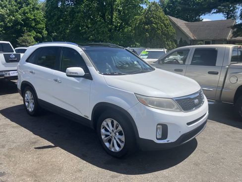 Used 2014 Kia Sorento EX w/ EX V6 Touring Package AWD/4WD image 5