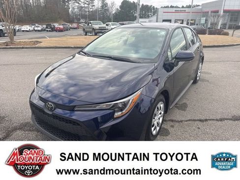 Used 2022 Toyota Corolla LE image 7