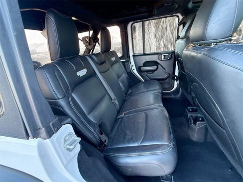 Used 2021 Jeep Wrangler Unlimited Sport image 29