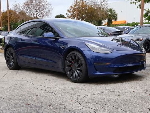 Used 2023 Tesla Model 3 Performance image 2