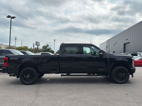 Used 2024 Ford F250 Lariat w/ Lariat Ultimate Package AWD/4WD image 2