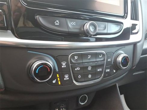 Used 2023 Chevrolet Traverse RS w/ LPO, Floor Liner Package image 12