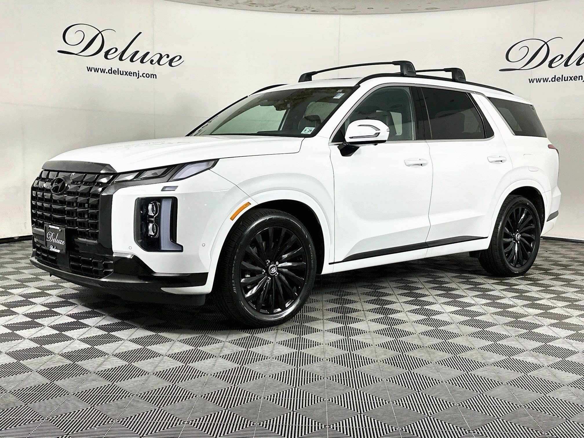 Used 2025 Hyundai Palisade Calligraphy AWD/4WD image 3