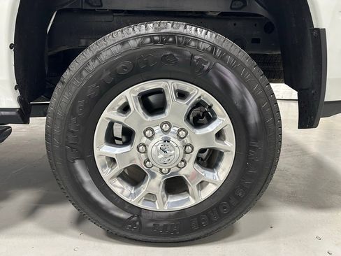 Used 2024 RAM 2500 Laramie image 64