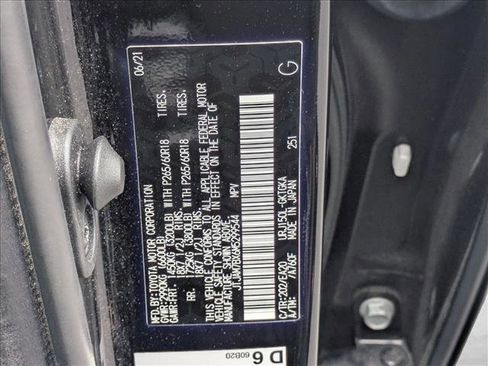 Used 2021 Lexus GX 460 Premium w/ Premium Plus Package image 25