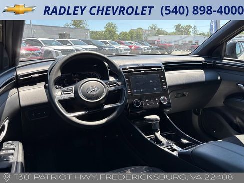 Used 2023 Hyundai Santa Cruz SEL w/ Cargo Package AWD/4WD image 13