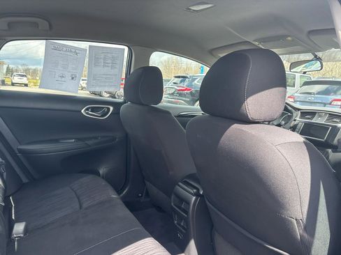 Used 2019 Nissan Sentra SV image 18