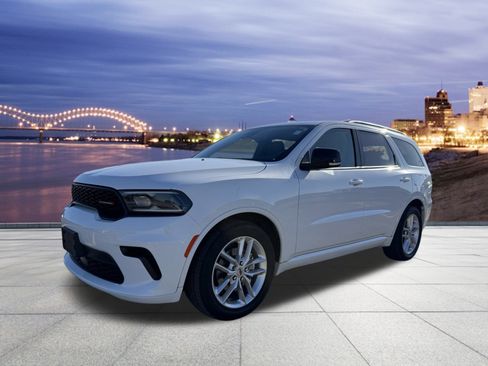Used 2024 Dodge Durango GT image 1
